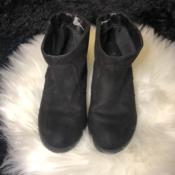 Girls Booties - Picture 2 of 3